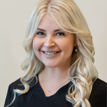 Anna Murrell headshot